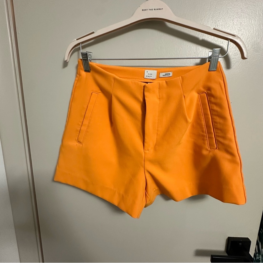 A New Day Womens 4” Midi Shorts Orange Stretch - Size 8